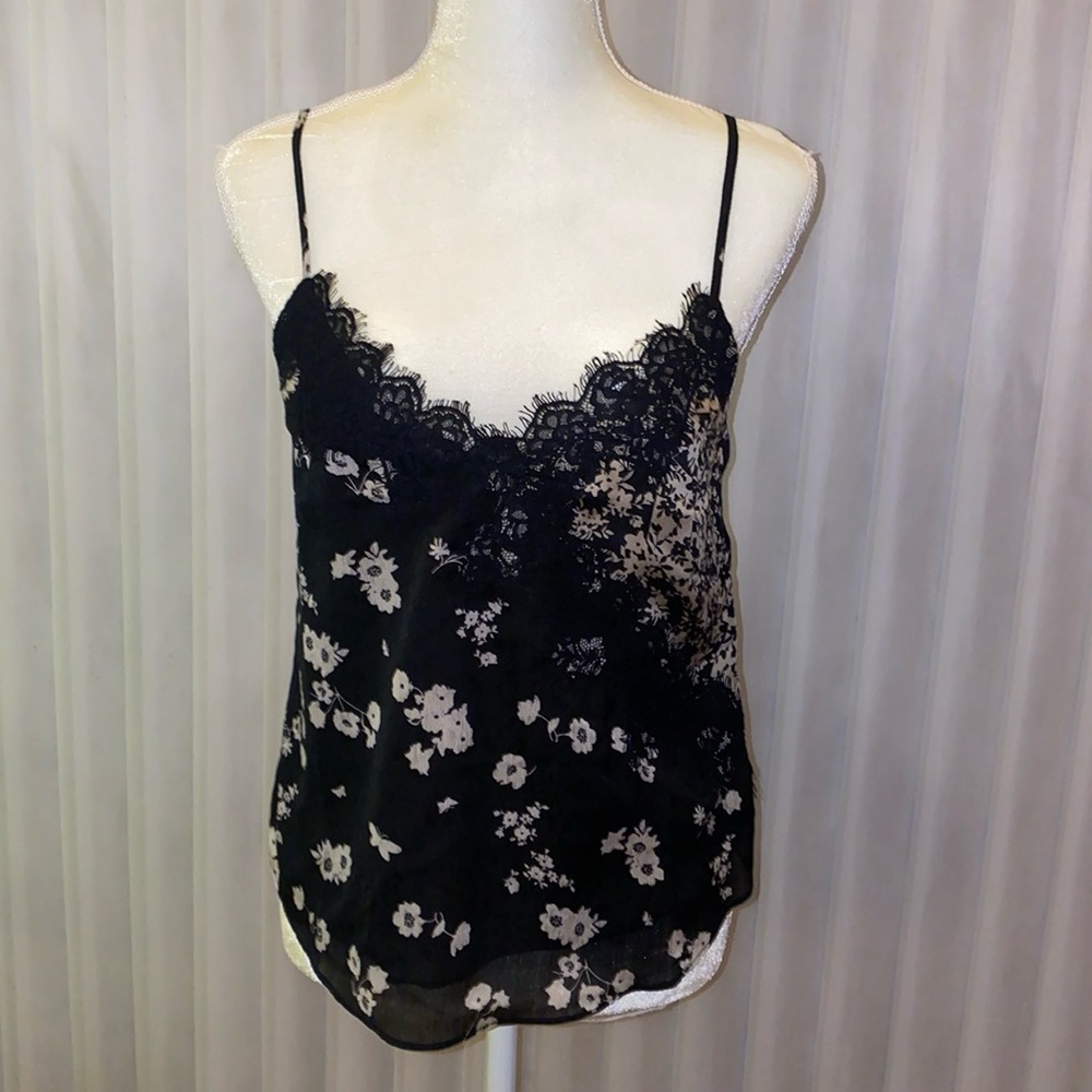 NWT heartloom top